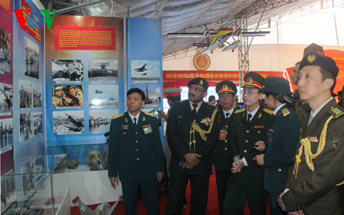 Thai Nguyen : exposition en l’honneur des 70 ans de l’armée
